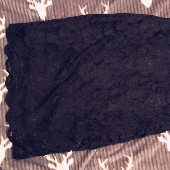 Black Classy Dress 🥀 - Picture 2 of 3